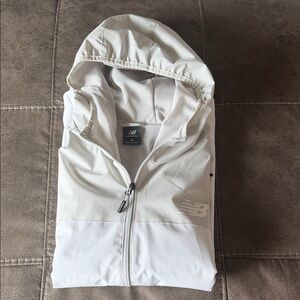 New Balance Light Gray Hooded Windbreaker Jacket